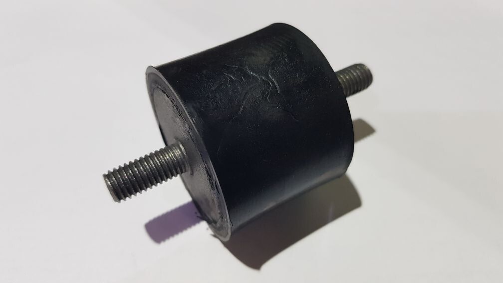 Виброгаситель для виброплит, D52×H40мм; шпильки M10×1,25; L27мм-L22мм